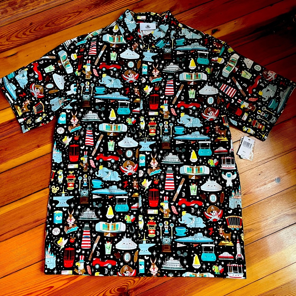 NWT Disneyland Attractions Button-Up Shirt - Small